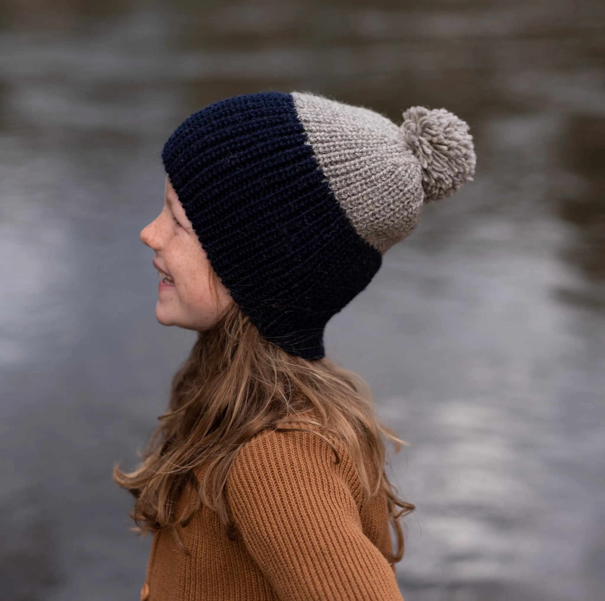 Acorn Mountain Beanie - Navy