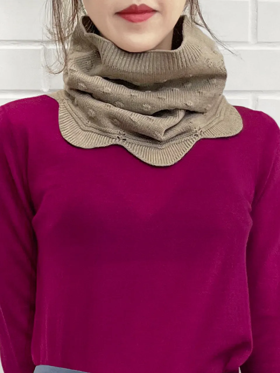 Beige Popcorn Stitch Scalloped Cashmere Wool Blend Snood