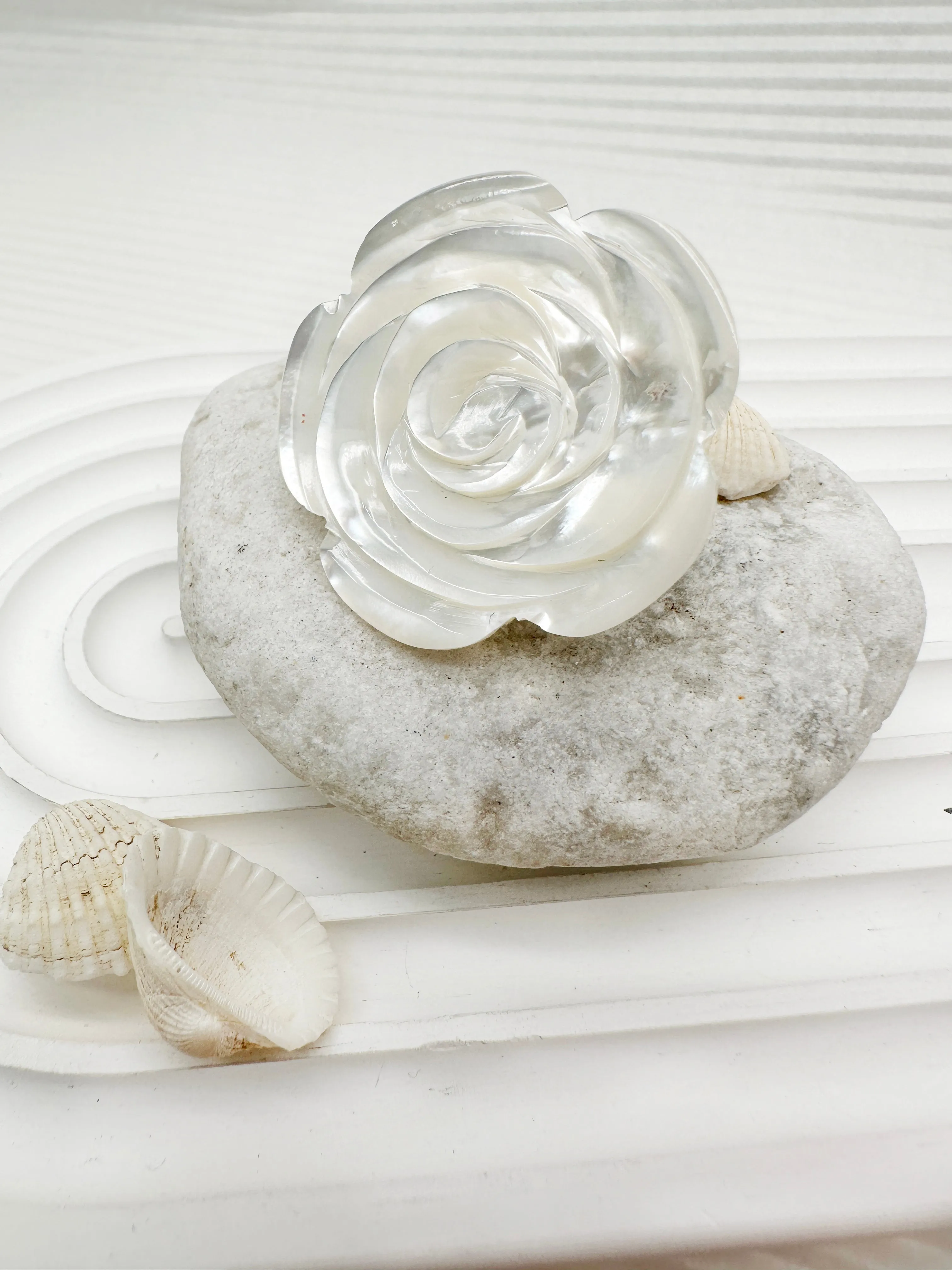 Camellia Flower Shaped Shell Brooch LP008
