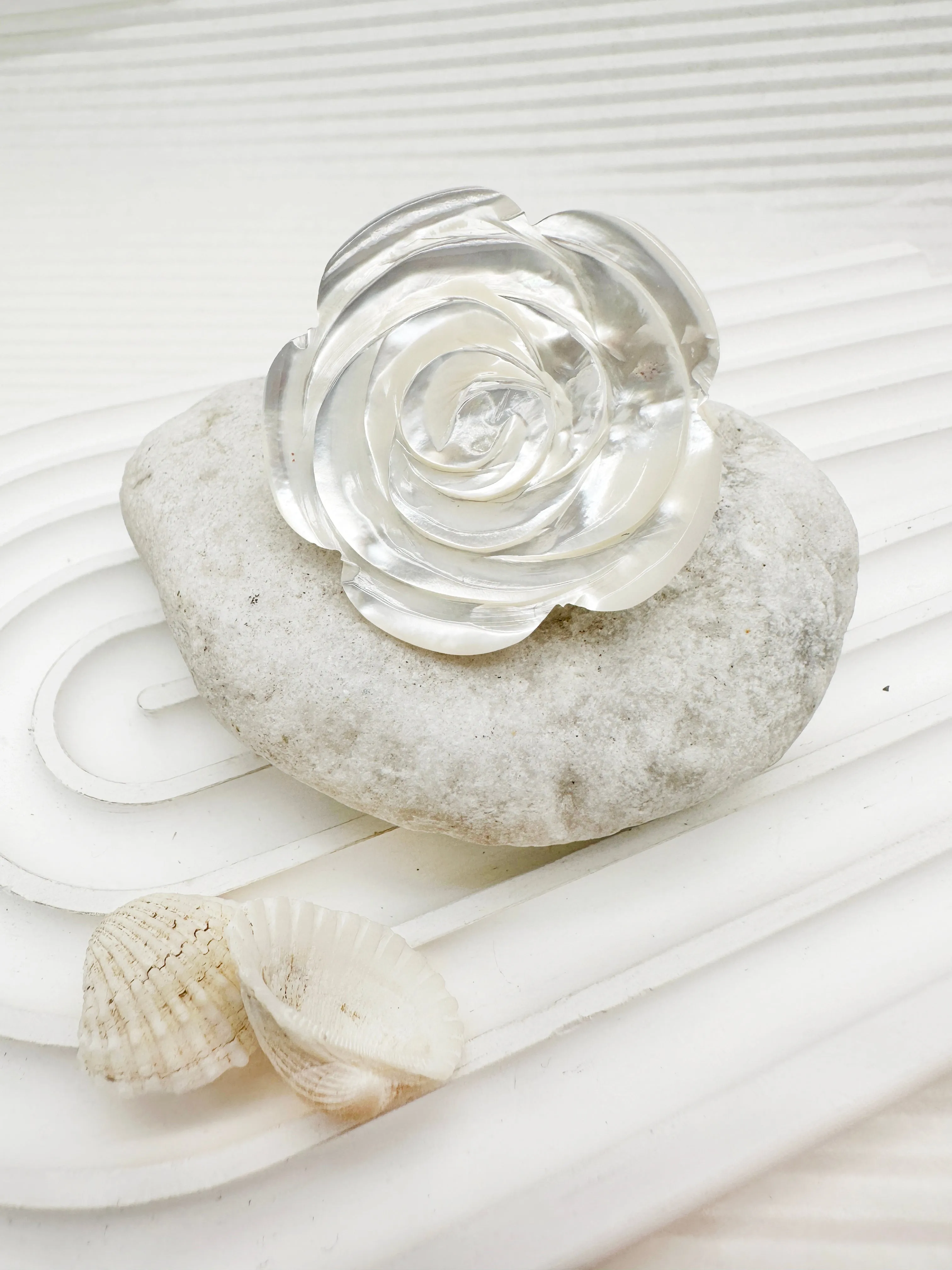 Camellia Flower Shaped Shell Brooch LP008
