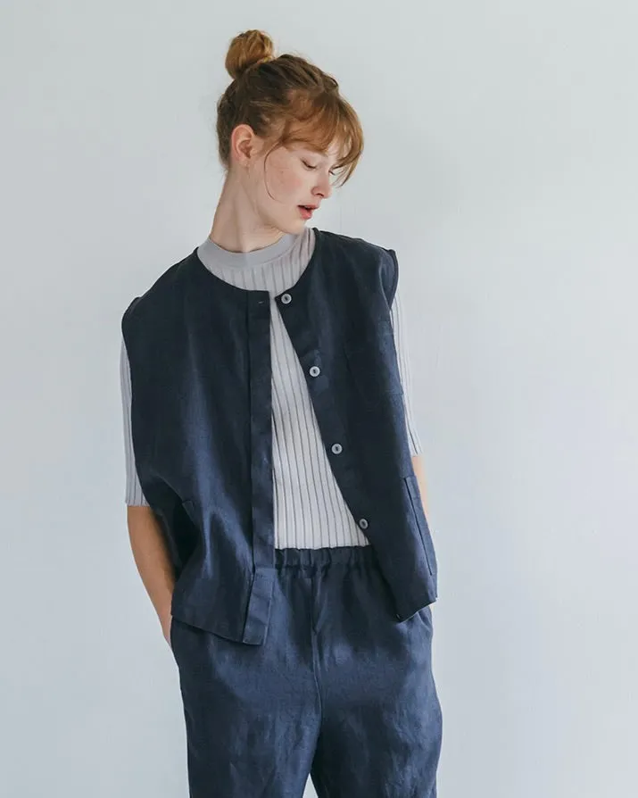 Carina Vest: Macadam