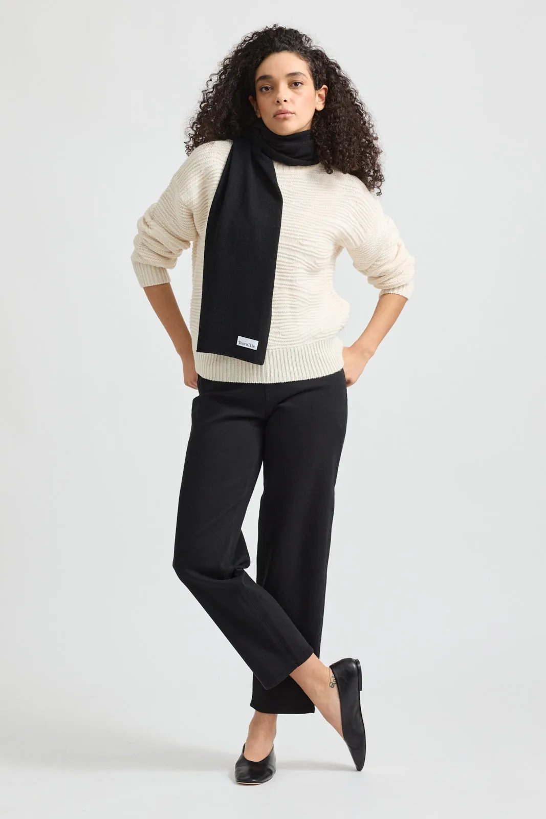FINE WOOL SCARF