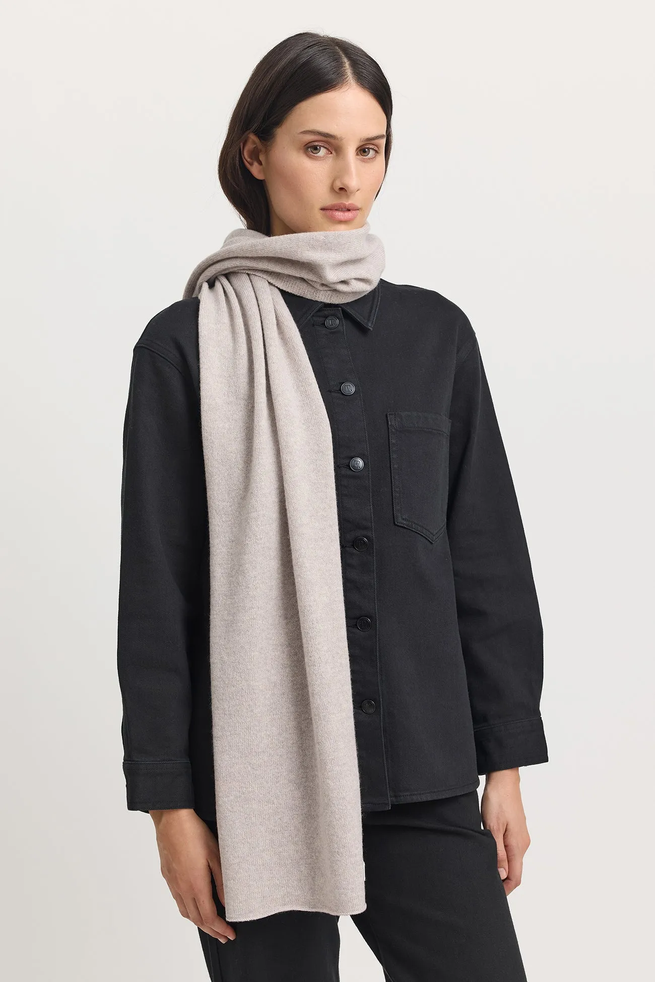FINE WOOL SCARF