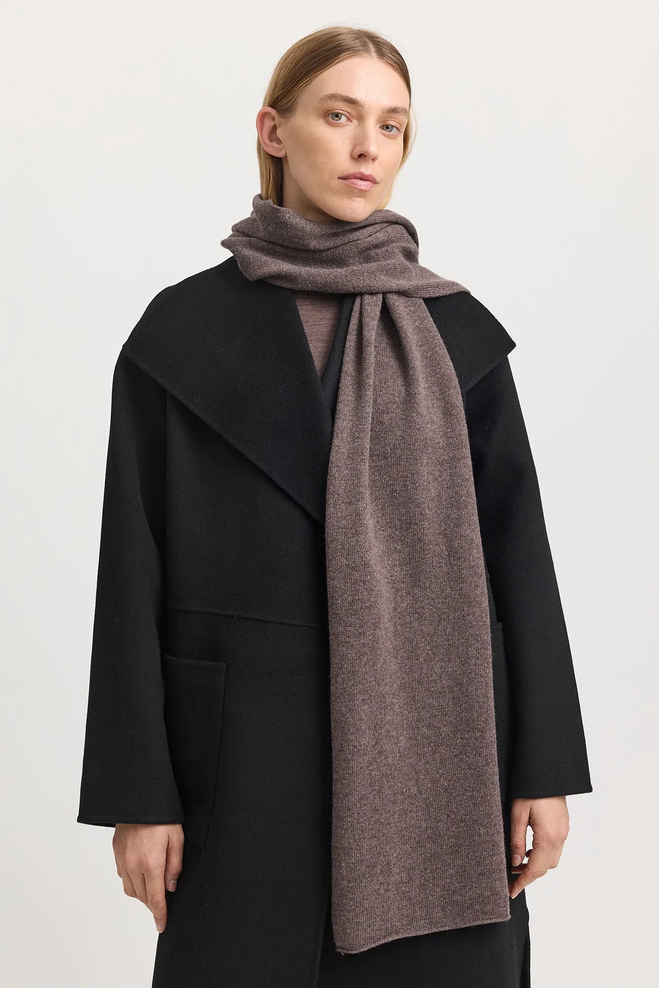 FINE WOOL SCARF