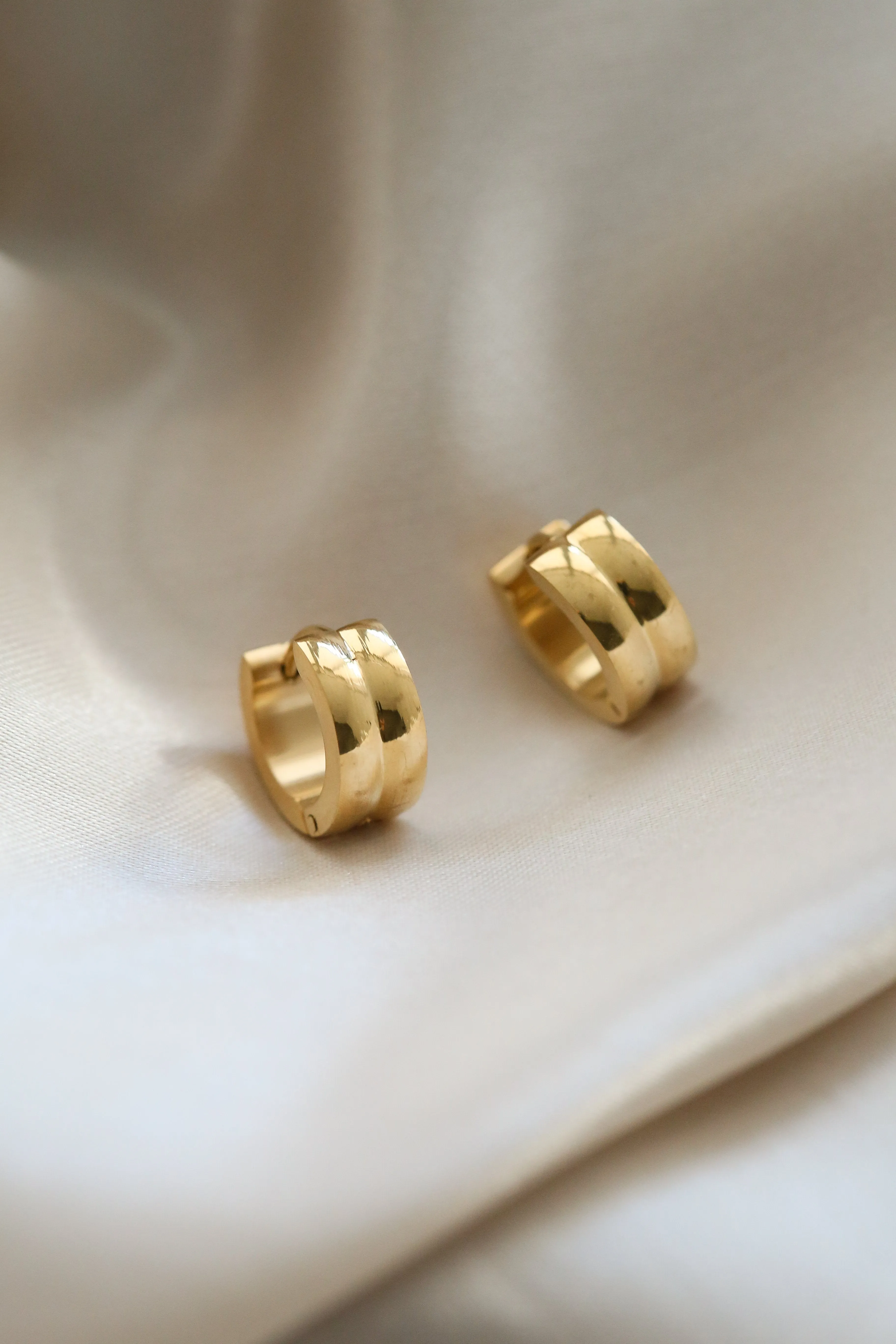 Prima Hoop Earrings