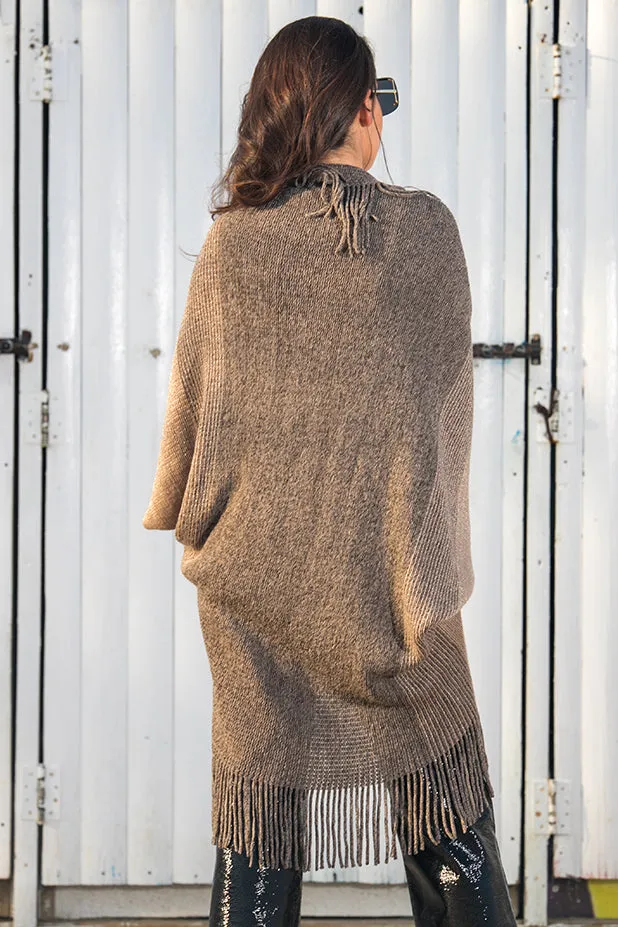 Queencii – Claire Knitted Cape Scarf Beige