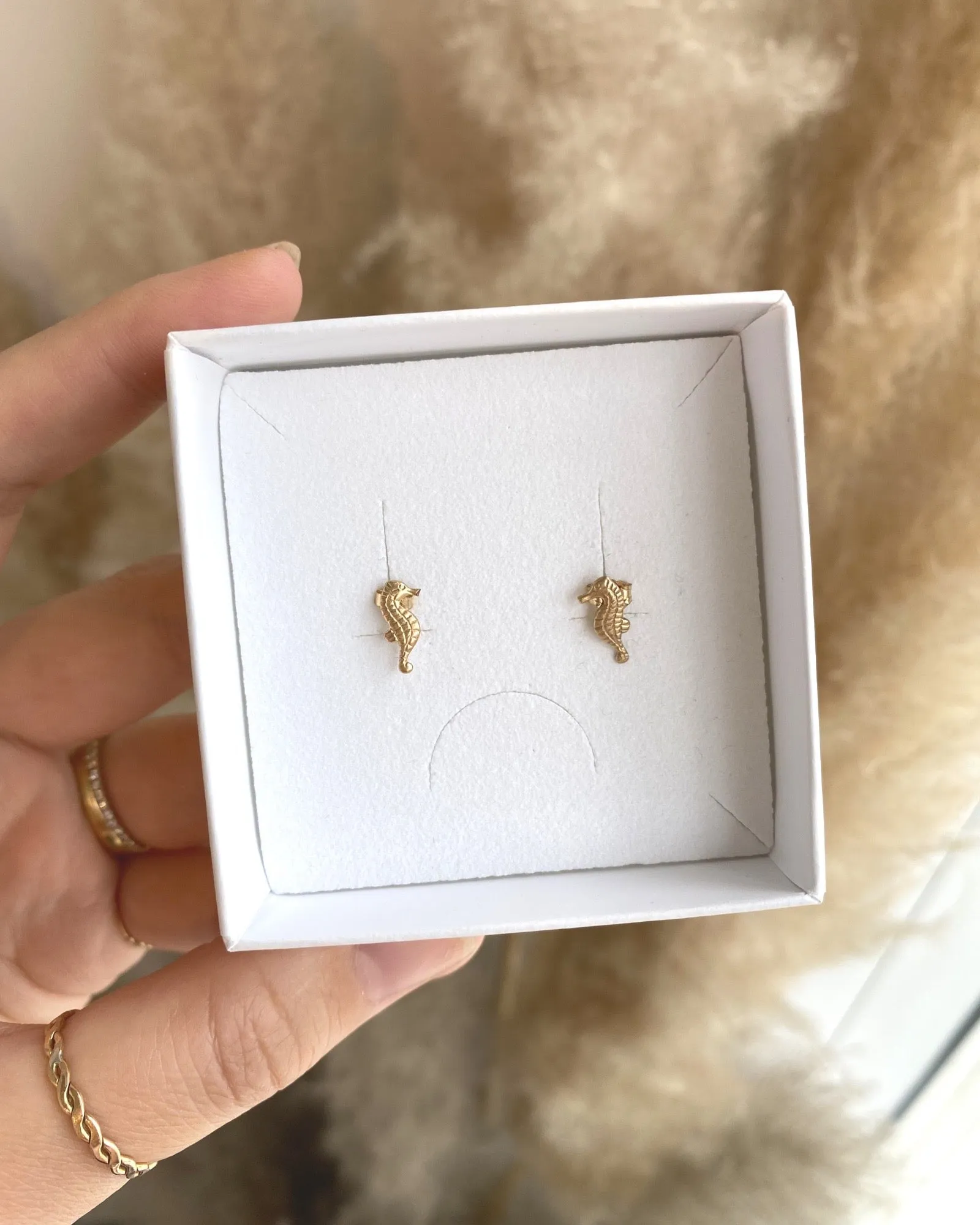 Seahorses Stud Earrings