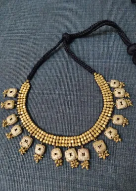 Three step pearls with square pendants